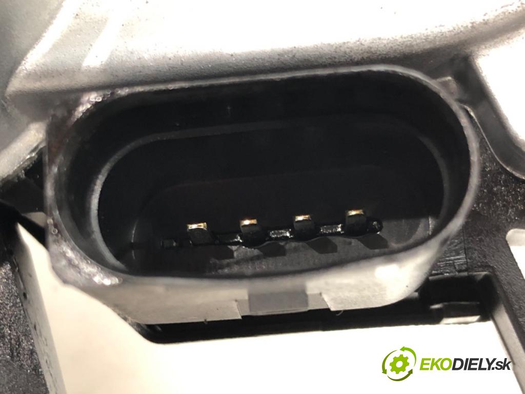 SKODA OCTAVIA III (5E3, NL3, NR3) 2012 - 2022    1.4 TSI 110 kW [150 KM] benzyna 2014 - 2020  motor stěračů zadní část 5E5955711