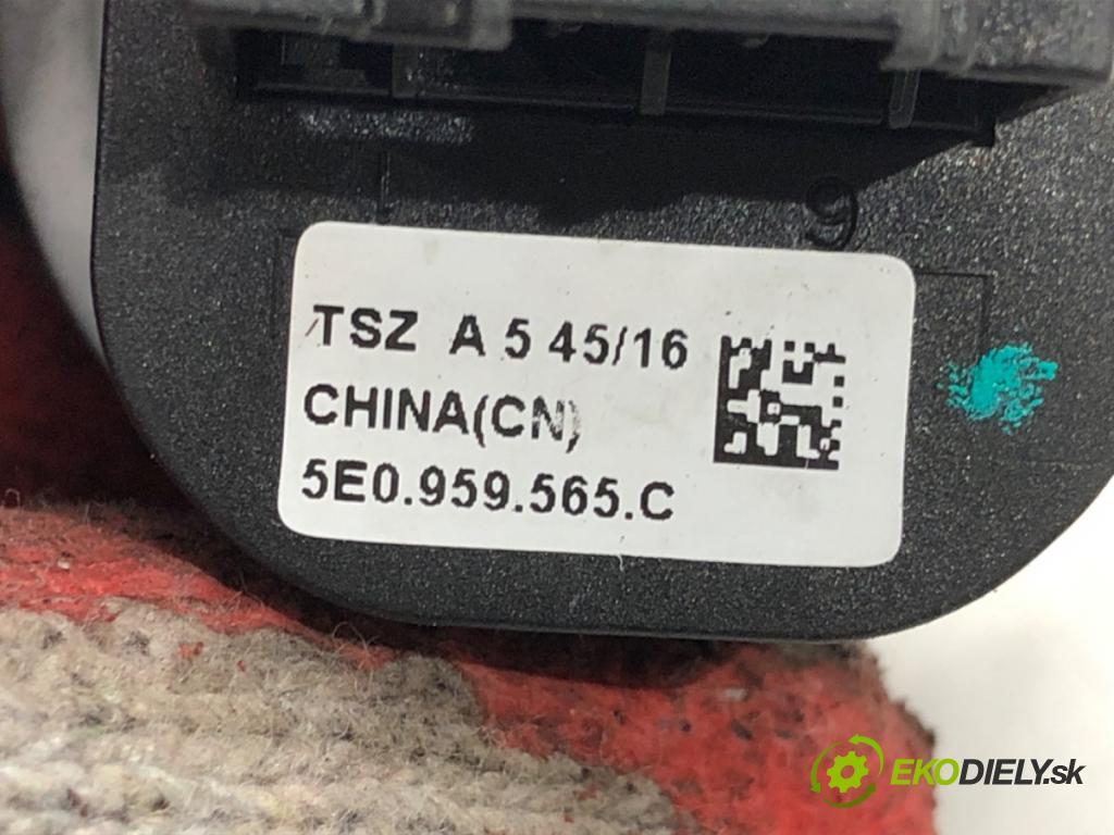 SKODA OCTAVIA III (5E3, NL3, NR3) 2012 - 2022    1.4 TSI 110 kW [150 KM] benzyna 2014 - 2020  Prepínač nastavenia spätných zrkadiel 5E0959565C (Prepínače, spínače, tlačidlá a ovládače kúrenia)