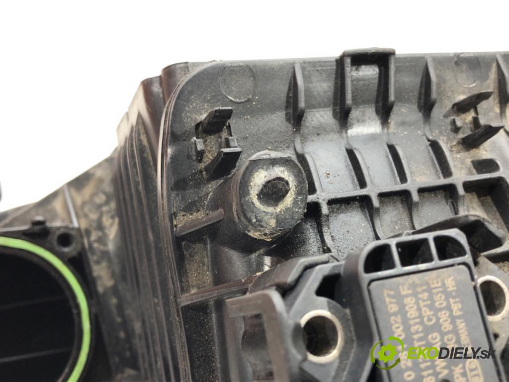 SKODA OCTAVIA III (5E3, NL3, NR3) 2012 - 2022    1.4 TSI 110 kW [150 KM] benzyna 2014 - 2020  Potrubie sacie, sanie 04E129711J (Sacie potrubia)