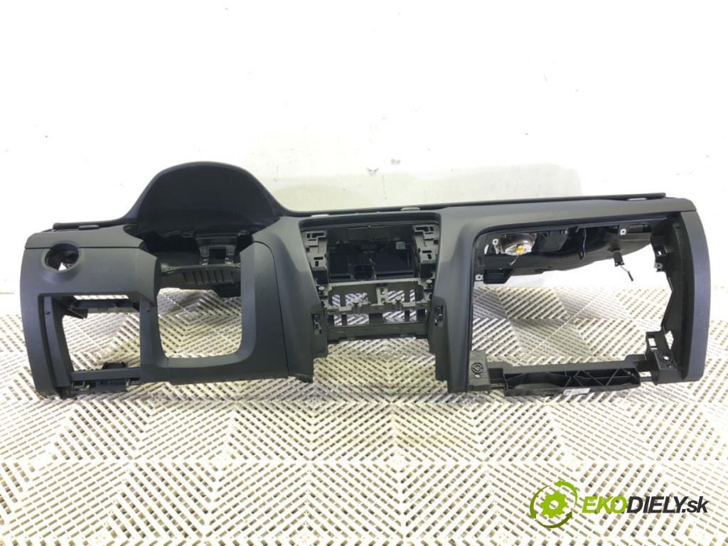 SKODA OCTAVIA III (5E3, NL3, NR3) 2012 - 2022    1.4 TSI 110 kW [150 KM] benzyna 2014 - 2020  Palubná doska silentbloku 565880201C 5G1880841C