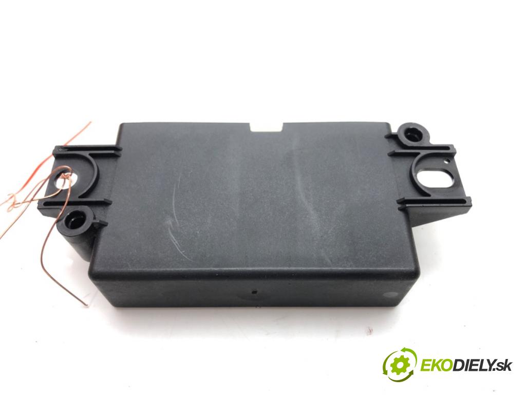 SKODA OCTAVIA III (5E3, NL3, NR3) 2012 - 2022    1.4 TSI 110 kW [150 KM] benzyna 2014 - 2020  Modul PDC 5QA919294A (Ostatné)