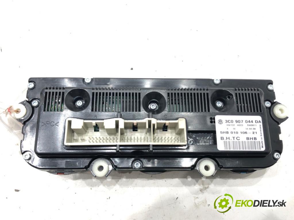 VW PASSAT B6 Variant (3C5) 2005 - 2011    2.0 TDI 103 kW [140 KM] olej napędowy 2005 - 2009  Panel ovládania kúrenia 3C0907044DA (Prepínače, spínače, tlačidlá a ovládače kúrenia)