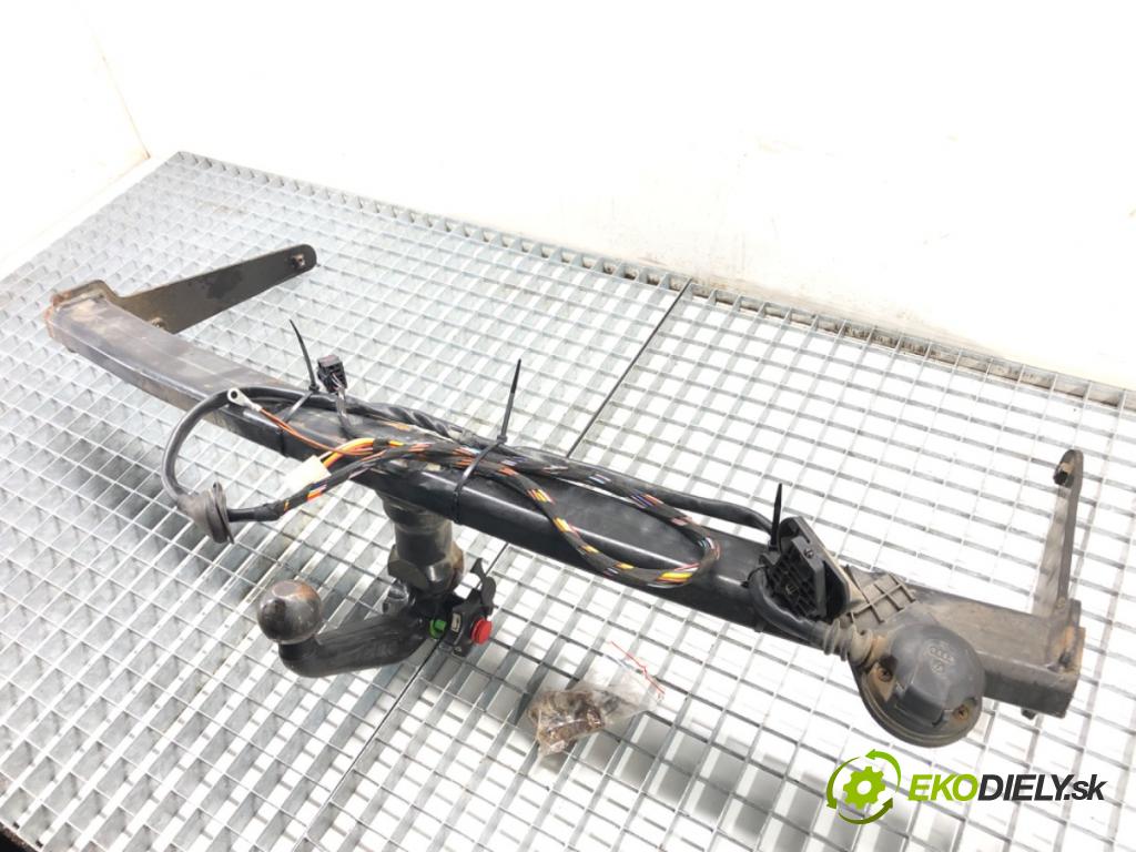 VW PASSAT B6 Variant (3C5) 2005 - 2011    2.0 TDI 103 kW [140 KM] olej napędowy 2005 - 2009  Hák tažné zařízení 3C0092155 (Tažná zařízení)