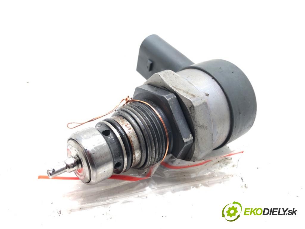 VW PASSAT B6 Variant (3C5) 2005 - 2011    2.0 TDI 103 kW [140 KM] olej napędowy 2005 - 2009  Regulátor tlaku paliva 0281002859 057130764H (Ostatné)