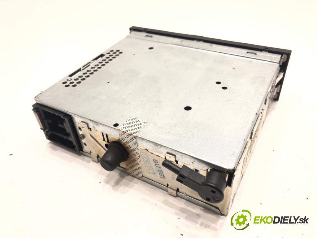 VW POLO (9N_, 9A_) 2001 - 2014    1.2 12V 47 kW [64 KM] benzyna 2001 - 2007  RADIO 6X0035153A (Audio zariadenia)