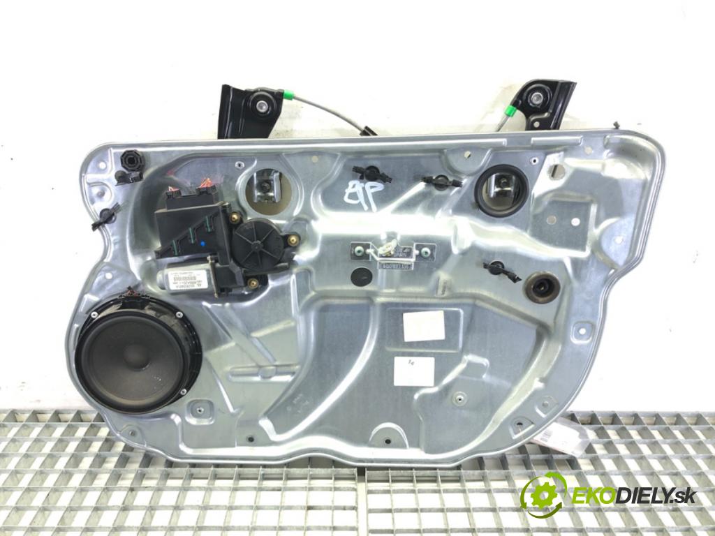 VW POLO (9N_, 9A_) 2001 - 2014    1.2 12V 47 kW [64 KM] benzyna 2001 - 2007  mechanismus okna pravý přední část 6Q0837752