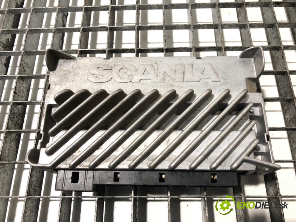 SCANIA 4 - series 1995 - 2008    124 /G420  Modul svetiel 1930222 (Ostatné)