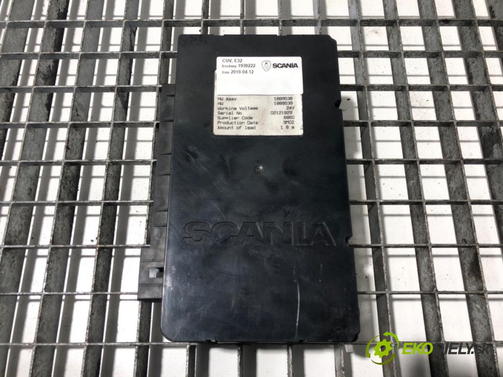 SCANIA 4 - series 1995 - 2008 124 /G420 Modul svetiel 1930222 (Ostatné)