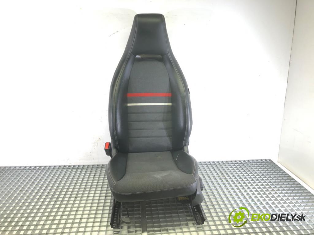 MERCEDES-BENZ KLASA A (W176) 2012 - 2018    A 180 CDI (176.000) 80 kW [109 KM] olej napędowy 2012 - 2014  Sedadlo ľavy predný 