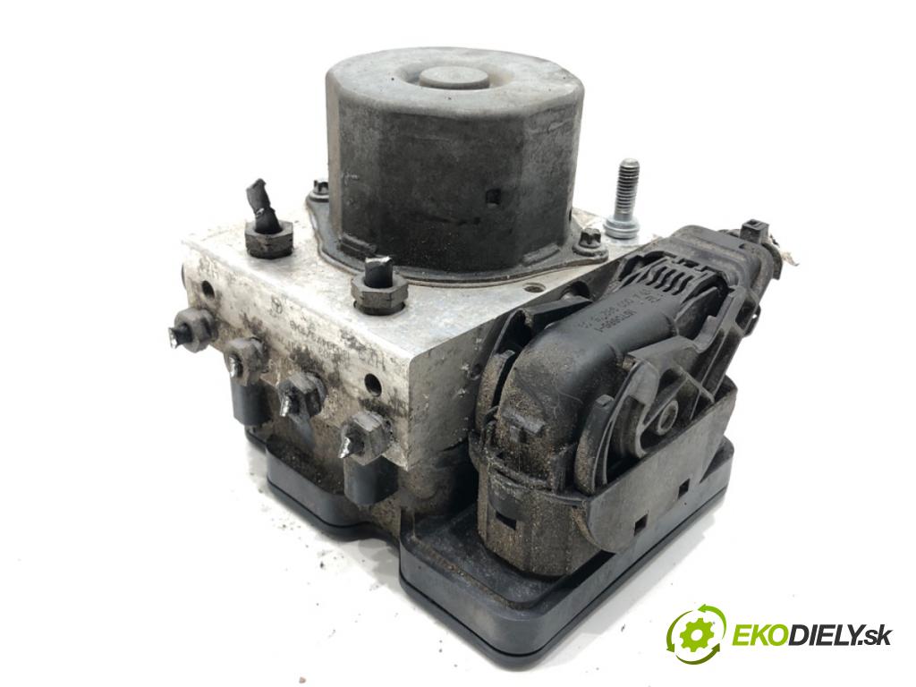 MERCEDES-BENZ KLASA A (W176) 2012 - 2018    A 180 CDI (176.000) 80 kW [109 KM] olej napędowy 2012 - 2014  Pumpa ABS A0084317512 (Pumpy ABS)