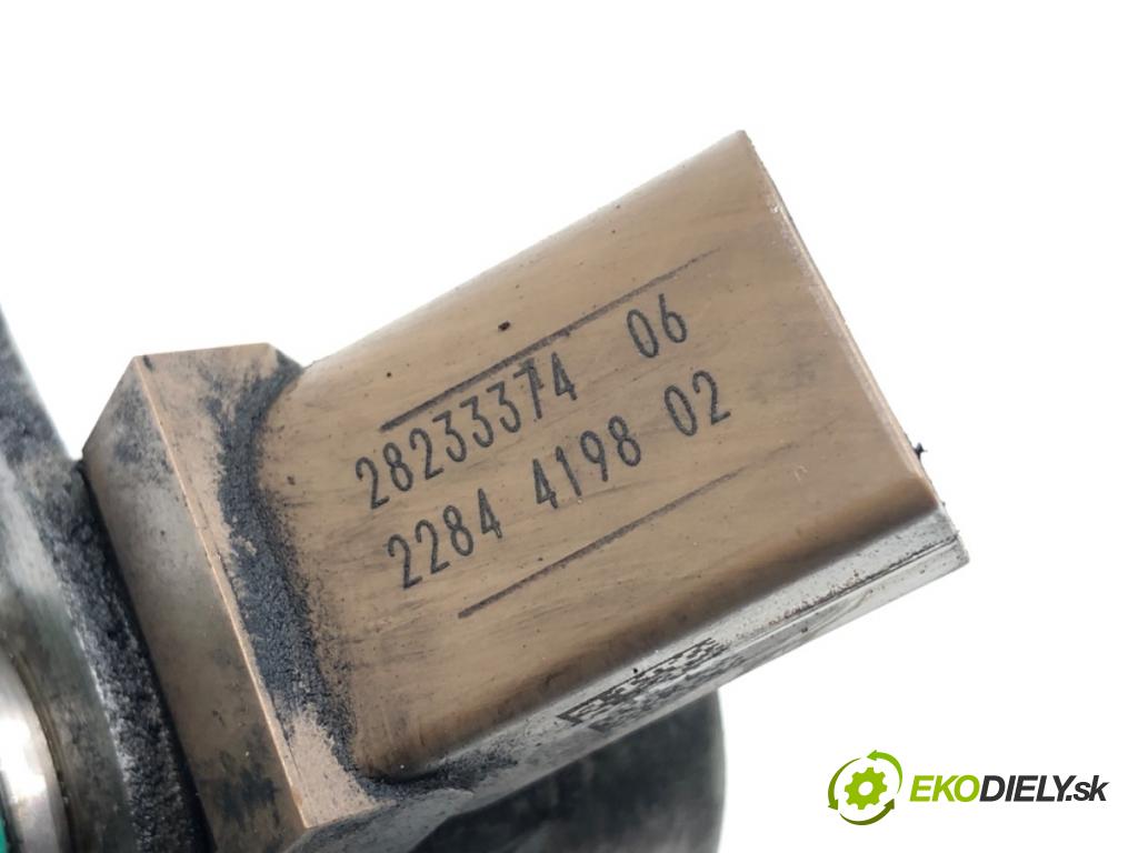 MERCEDES-BENZ KLASA A (W176) 2012 - 2018    A 180 CDI (176.000) 80 kW [109 KM] olej napędowy 2012 - 2014  Regulátor tlaku paliva 2823337406 (Ostatné)