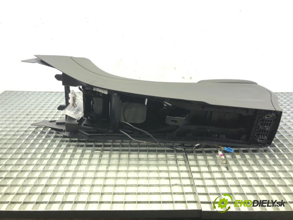 MERCEDES-BENZ KLASA A (W176) 2012 - 2018    A 180 CDI (176.000) 80 kW [109 KM] olej napędowy 2012 - 2014  Tunel stredový  (Stredový tunel / panel)