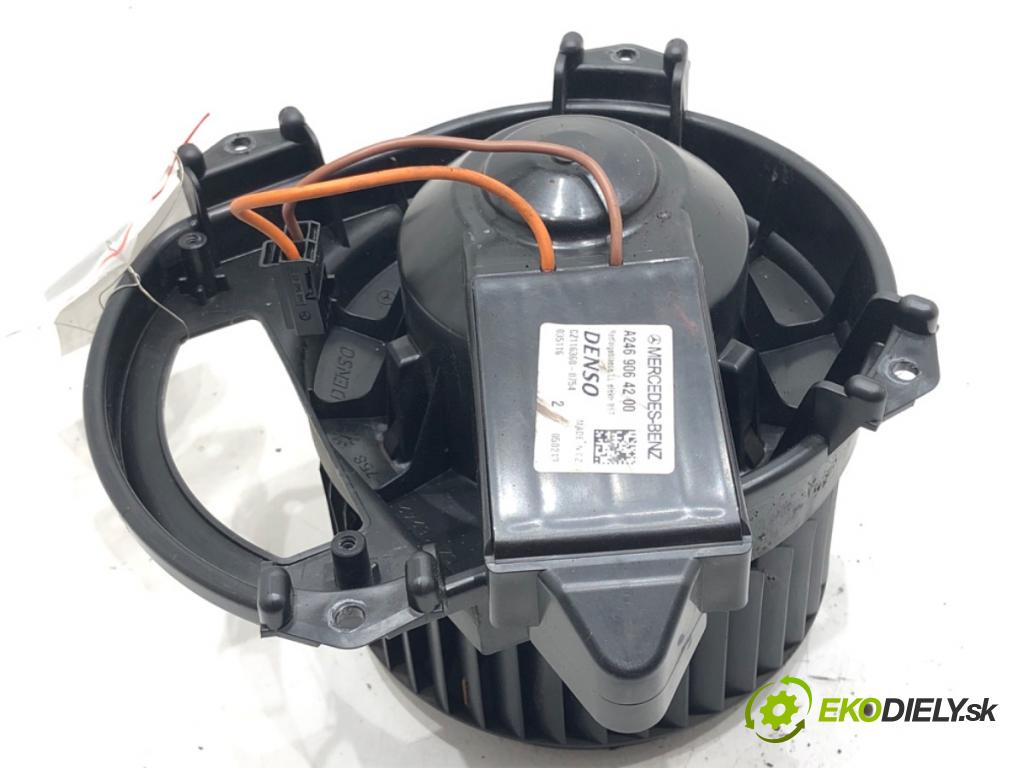 MERCEDES-BENZ KLASA A (W176) 2012 - 2018    A 180 CDI (176.000) 80 kW [109 KM] olej napędowy 2012 - 2014  ventilátor kúrenia A2469064200
