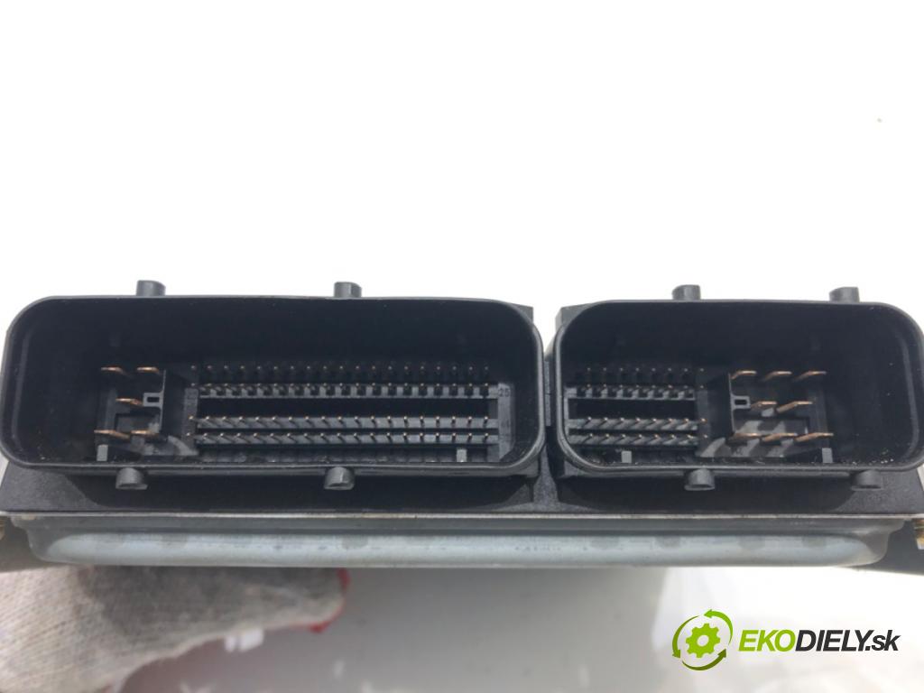 NISSAN X-TRAIL I (T30) 2001 - 2013    2.2 dCi 100 kW [136 KM] olej napędowy 2003 - 2013  riadiaca jednotka Motor B371MEQ44B (Riadiace jednotky)