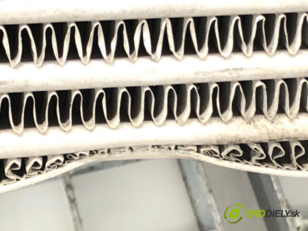 NISSAN X-TRAIL I (T30) 2001 - 2013    2.2 dCi 100 kW [136 KM] olej napędowy 2003 - 2013  intercooler  (Chladiče nasávaného vzduchu (intercoolery))