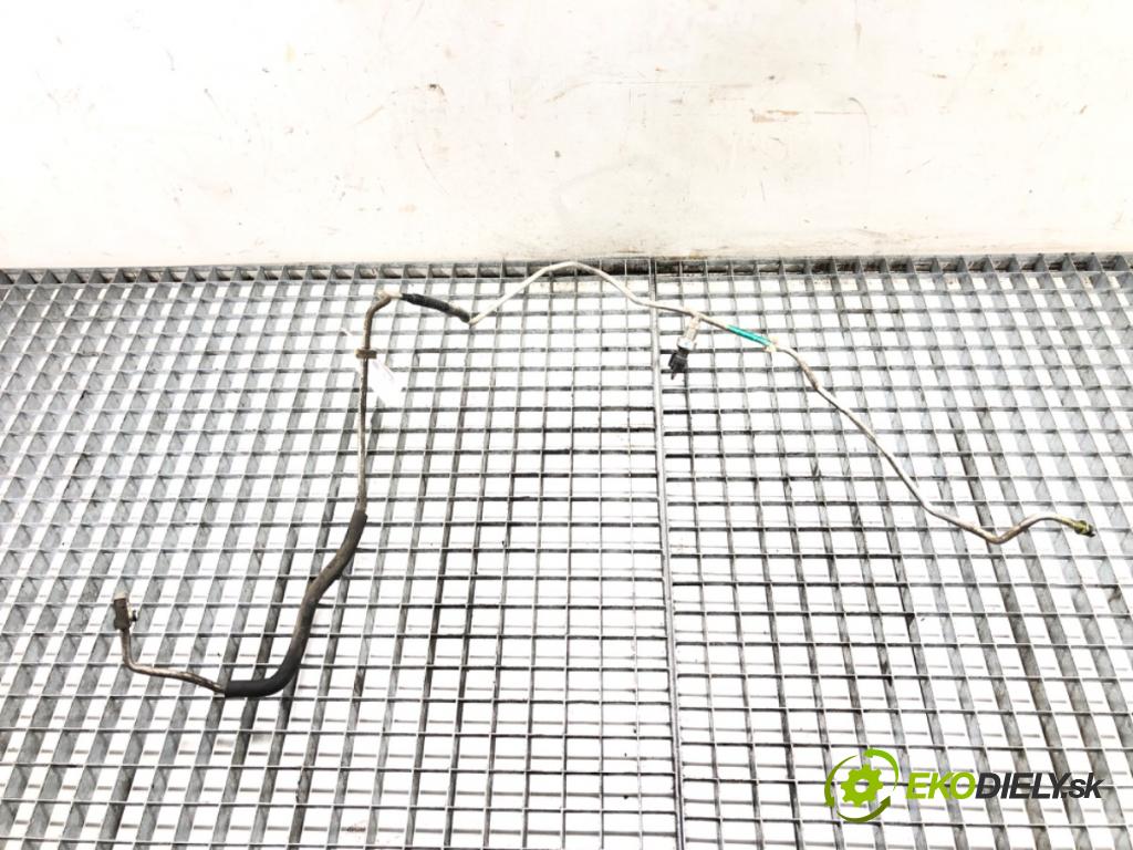 SUZUKI SWIFT III (MZ, EZ) 2005 - 2022    1.3 DDiS (RS 413D) 51 kW [69 KM] olej napędowy 2005 - 2022  rúrka klimatizácie  (Rúrky klimatizácie)