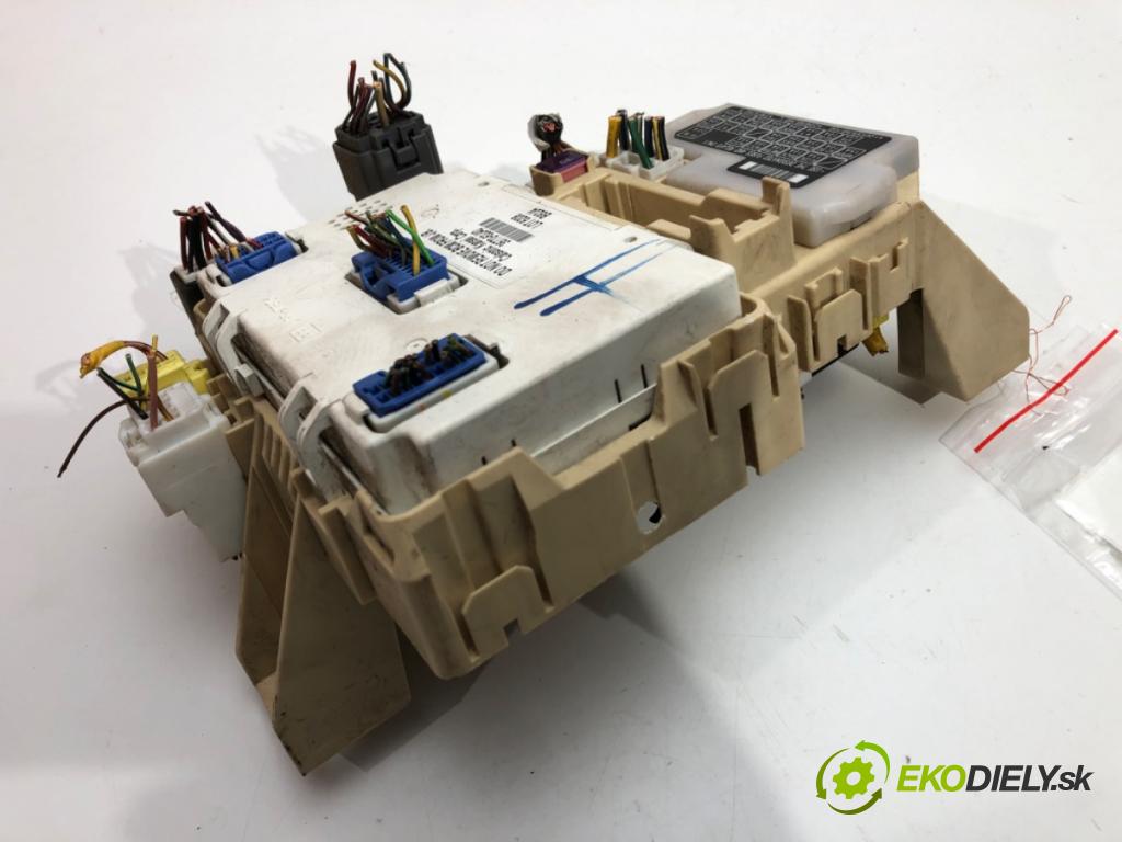 SUZUKI SWIFT III (MZ, EZ) 2005 - 2022    1.3 DDiS (RS 413D) 51 kW [69 KM] olej napędowy 2005 - 2022  modul BSI 36770-62J40 (Pojistkové skříňky)