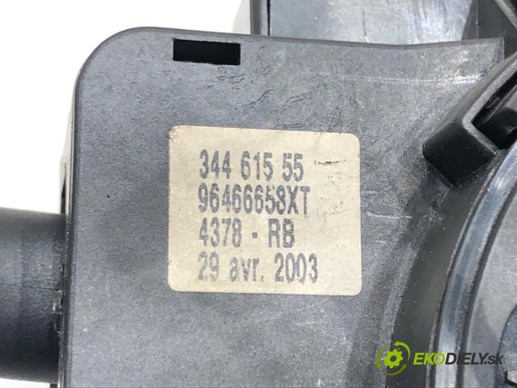 PEUGEOT 307 (3A/C) 2000 - 2012    2.0 HDi 90 66 kW [90 KM] olej napędowy 2000 - 2007  Prepínač kombinovaný 96466658XT (Prepínače, spínače, tlačidlá a ovládače kúrenia)