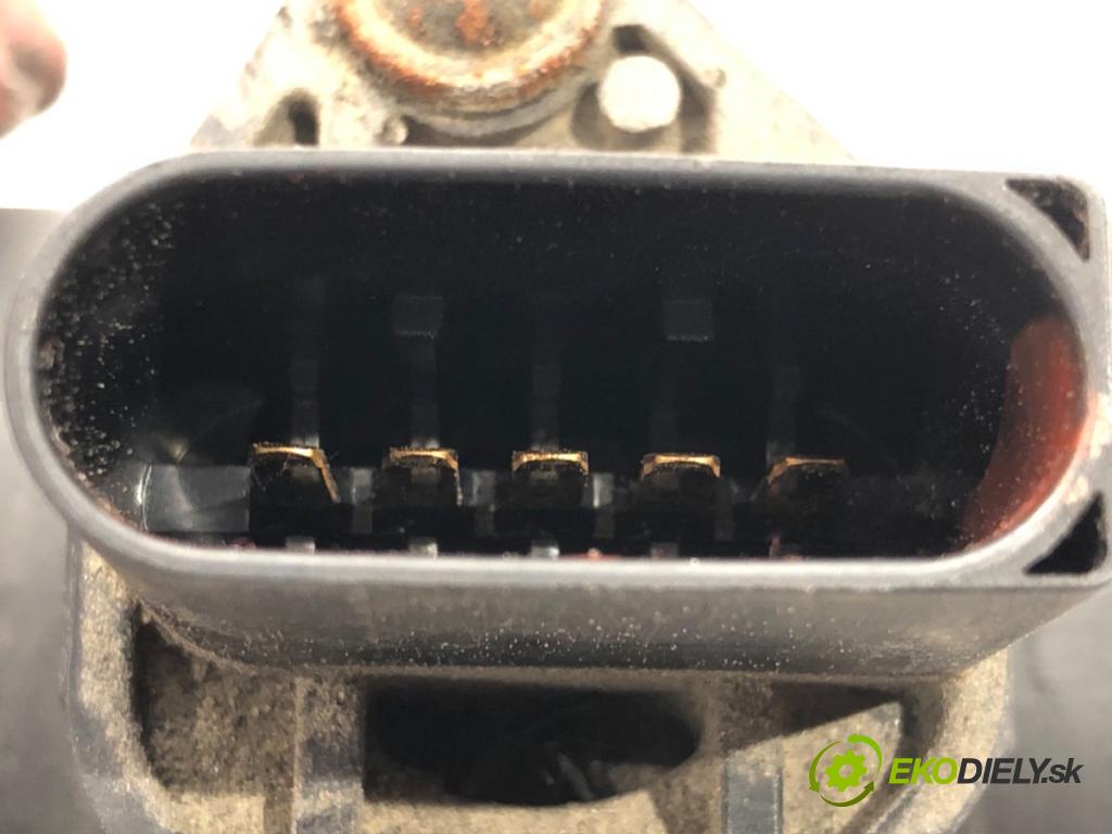 AUDI A4 B5 Avant (8D5) 1994 - 2002    1.9 TDI 85 kW [115 KM] olej napędowy 2000 - 2001  Váha vzduchu 0281002216 028906461 (Váhy vzduchu)