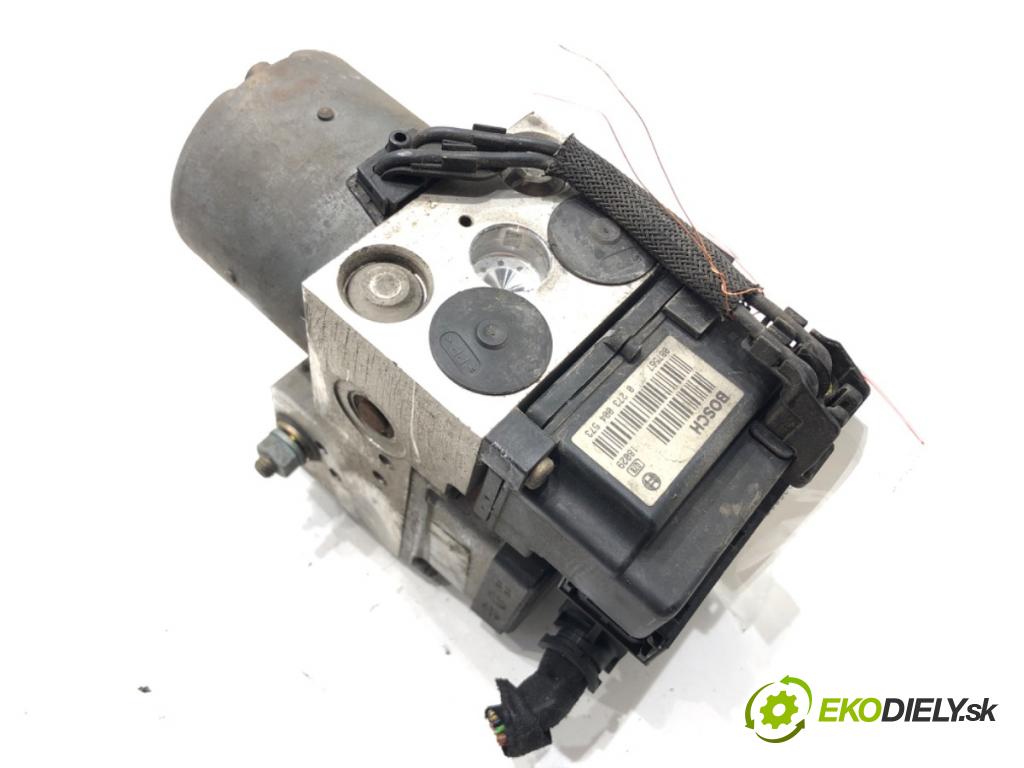AUDI A4 B5 Avant (8D5) 1994 - 2002    1.9 TDI 85 kW [115 KM] olej napędowy 2000 - 2001  Pumpa ABS 0273004573 (Pumpy ABS)