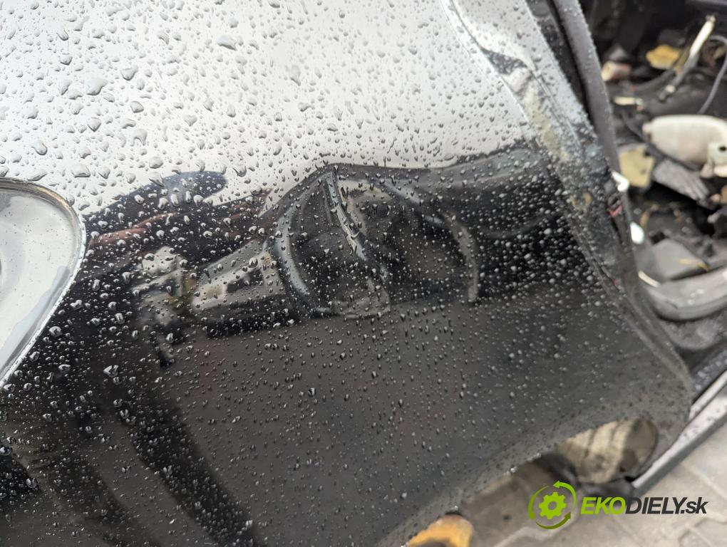 MERCEDES-BENZ KLASA A (W176) 2012 - 2018    A 180 CDI (176.000) 80 kW [109 KM] olej napędowy 2012 - 2014  KAROSERIA ČTVRŤÁK blatník zadní část levý pravý POŠTY: prahy střecha