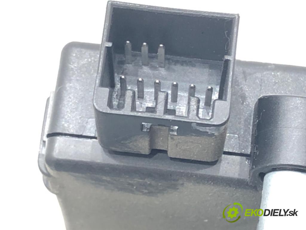 SUZUKI SX4 (EY, GY) 2006 - 2022    1.6 DDIS (RW 416D) 66 kW [90 KM] olej napędowy 2007 - 2022  spinačka 33970-79J00 (Spínacie skrinky a kľúče)