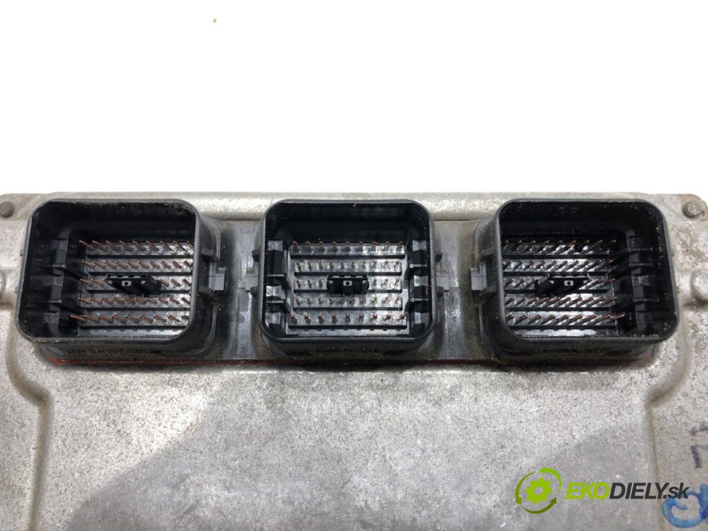 HONDA CIVIC VIII sedan (FD, FA) 2005 - 2022    1.8 (FD1, FD7) 103 kW [140 KM] benzyna 2005 - 2012  riadiaca jednotka Motor 37820-RNA-E53 (Riadiace jednotky)