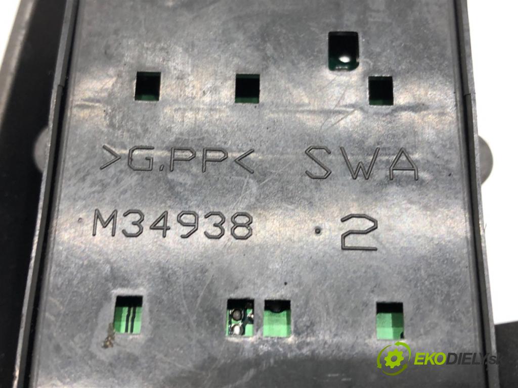 HONDA CIVIC VIII sedan (FD, FA) 2005 - 2022    1.8 (FD1, FD7) 103 kW [140 KM] benzyna 2005 - 2012  Prepínač okien M34938 (Prepínače, spínače, tlačidlá a ovládače kúrenia)
