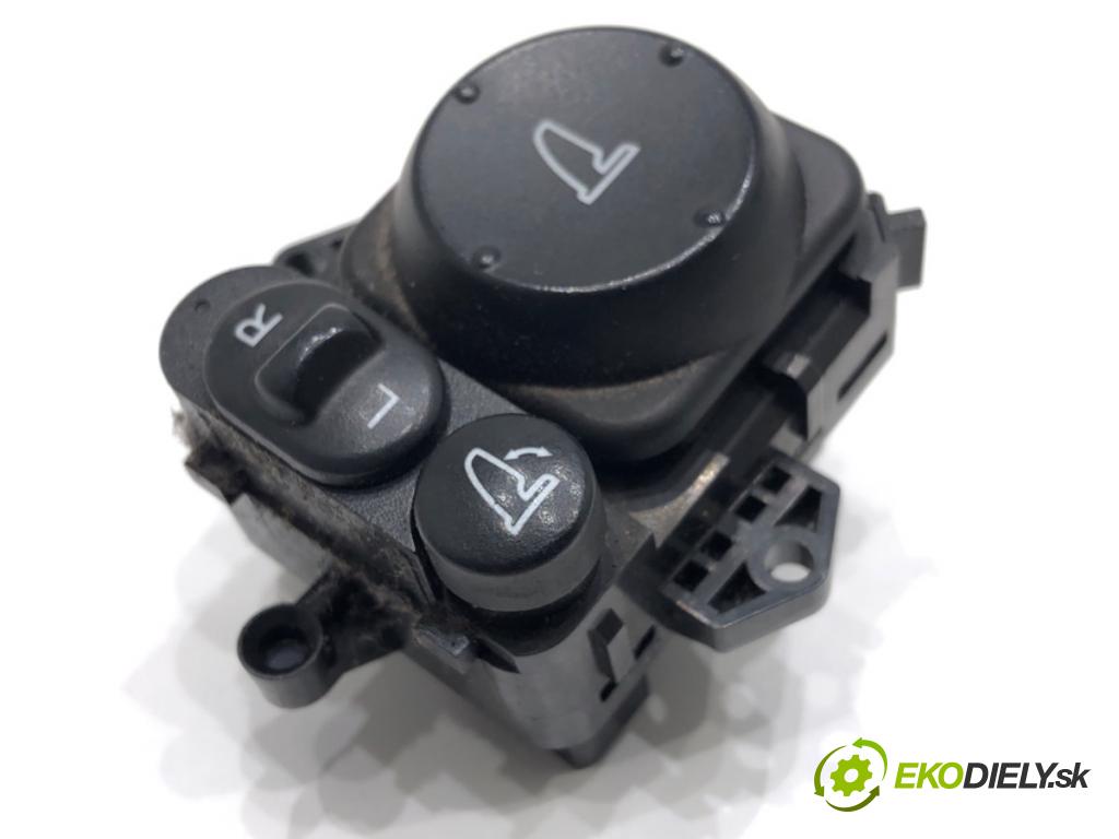 HONDA CIVIC VIII sedan (FD, FA) 2005 - 2022    1.8 (FD1, FD7) 103 kW [140 KM] benzyna 2005 - 2012  Prepínač nastavenia spätných zrkadiel NH167L (Prepínače, spínače, tlačidlá a ovládače kúrenia)