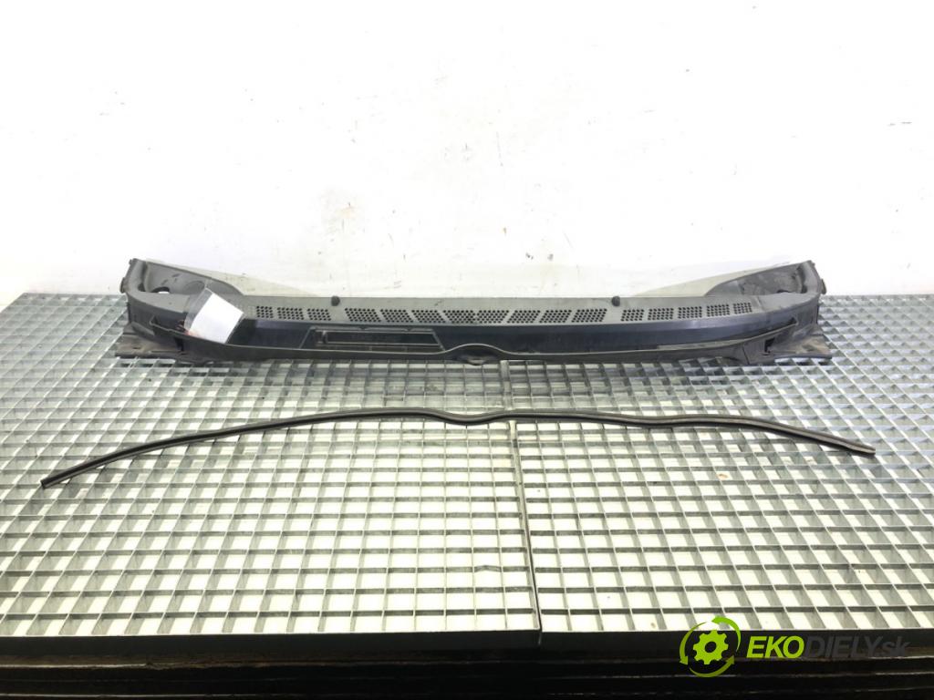 HONDA CIVIC VIII sedan (FD, FA) 2005 - 2022    1.8 (FD1, FD7) 103 kW [140 KM] benzyna 2005 - 2012  Torpédo, plast pod čelné okno  (Torpéda)