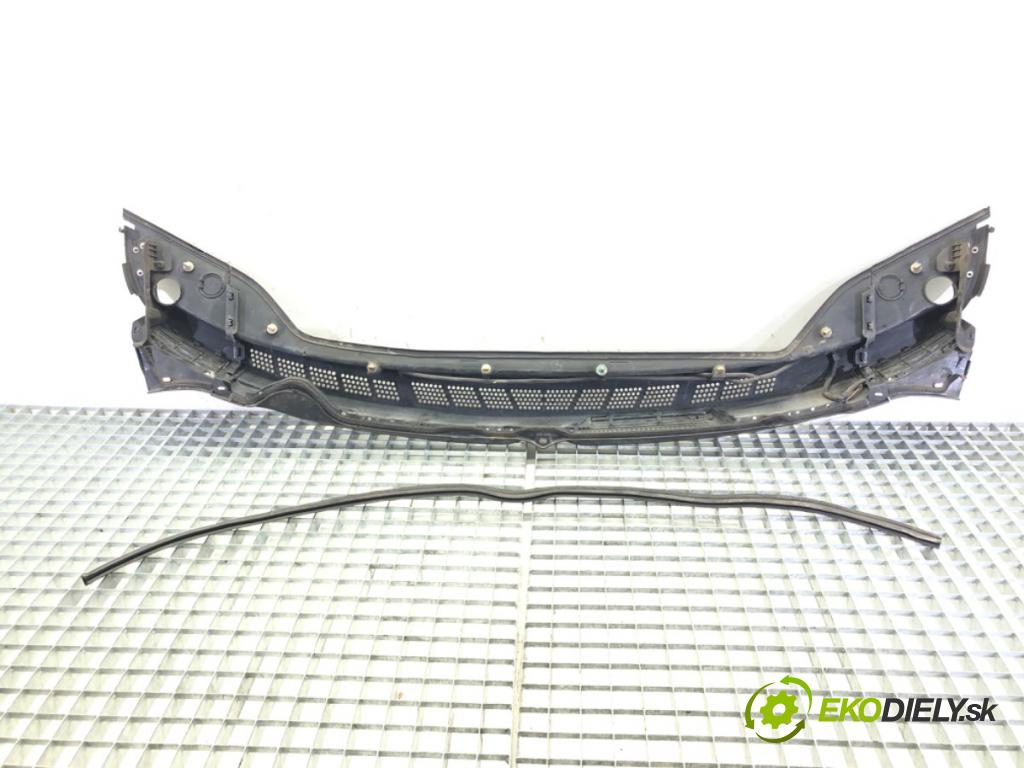 HONDA CIVIC VIII sedan (FD, FA) 2005 - 2022    1.8 (FD1, FD7) 103 kW [140 KM] benzyna 2005 - 2012  Torpédo, plast pod čelné okno  (Torpéda)