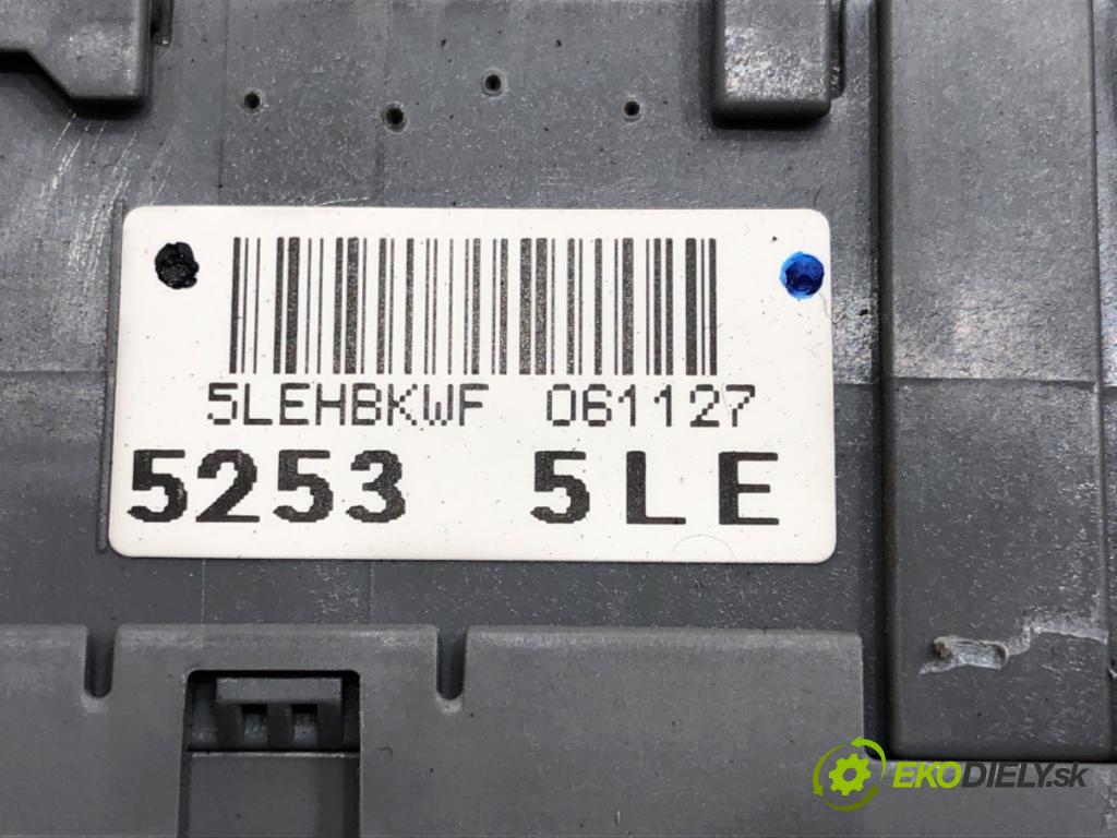 HONDA CIVIC VIII sedan (FD, FA) 2005 - 2022    1.8 (FD1, FD7) 103 kW [140 KM] benzyna 2005 - 2012  modul BSI 52535LE (Pojistkové skříňky)