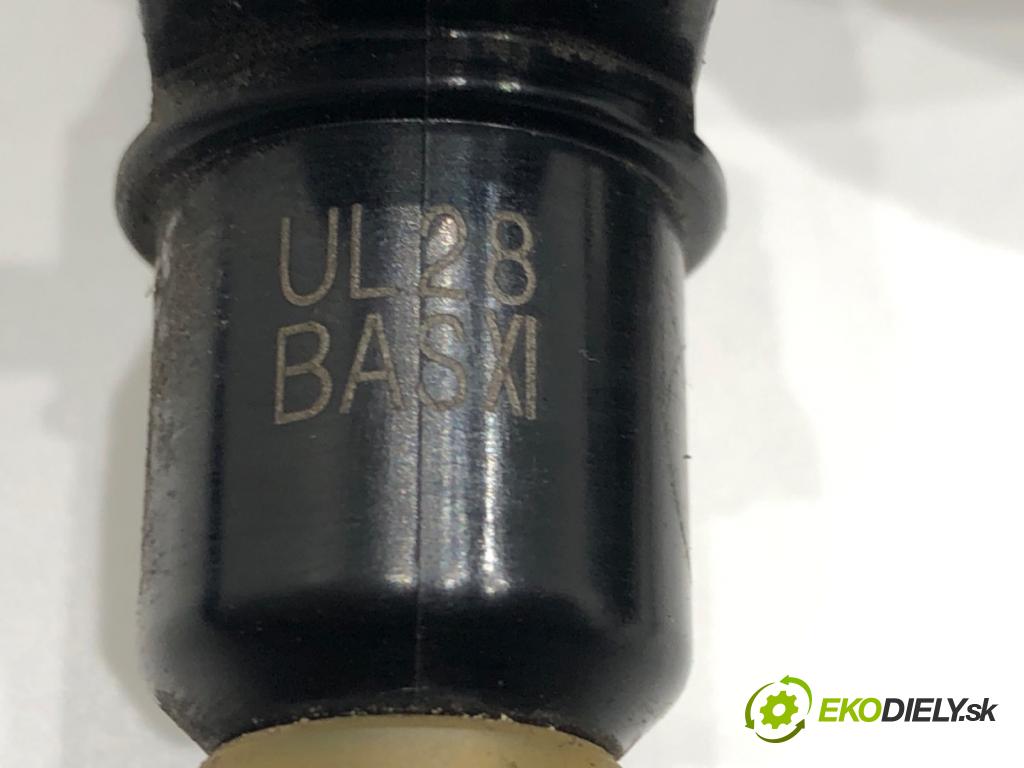 HONDA CIVIC VIII sedan (FD, FA) 2005 - 2022    1.8 (FD1, FD7) 103 kW [140 KM] benzyna 2005 - 2012  Lišta vstrekovacia  (Vstrekovacie lišty)