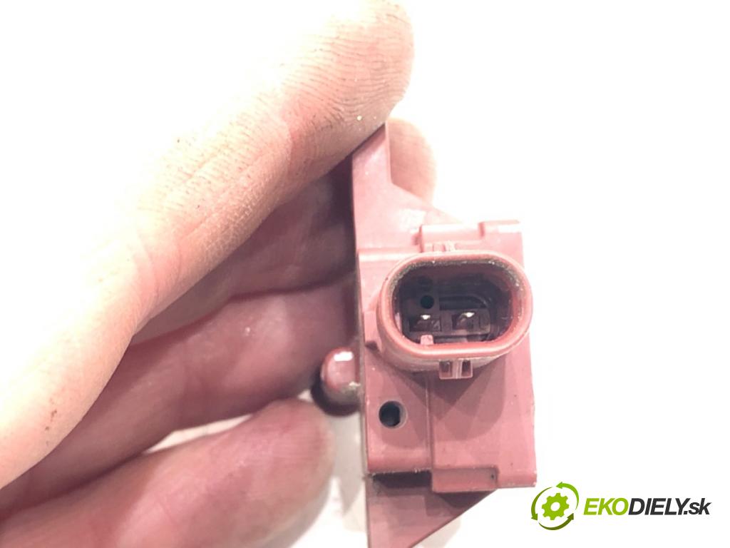 BMW 5 (G30, F90) 2016 - 2022    540 i xDrive 250 kW [340 KM] benzyna 2016 - 2020  Snímač nárazu 9337656 (Snímače nárazu)