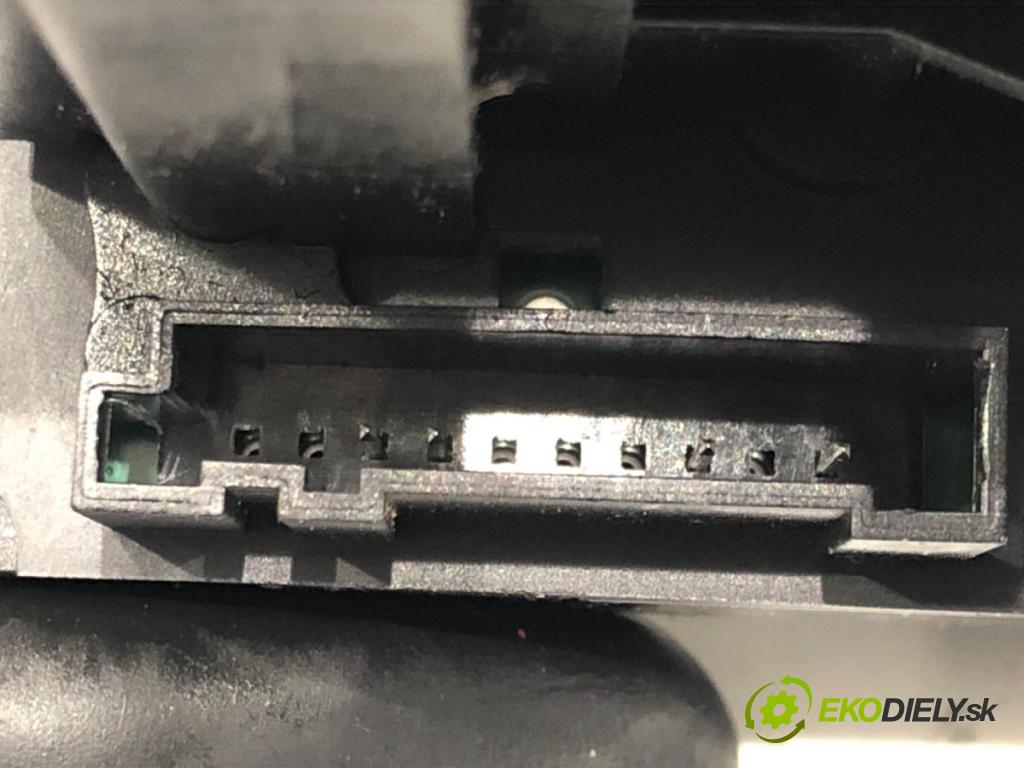 BMW 5 (G30, F90) 2016 - 2022    540 i xDrive 250 kW [340 KM] benzyna 2016 - 2020  Kulisa 7947691 (Rýchlostné páky / kulisy)