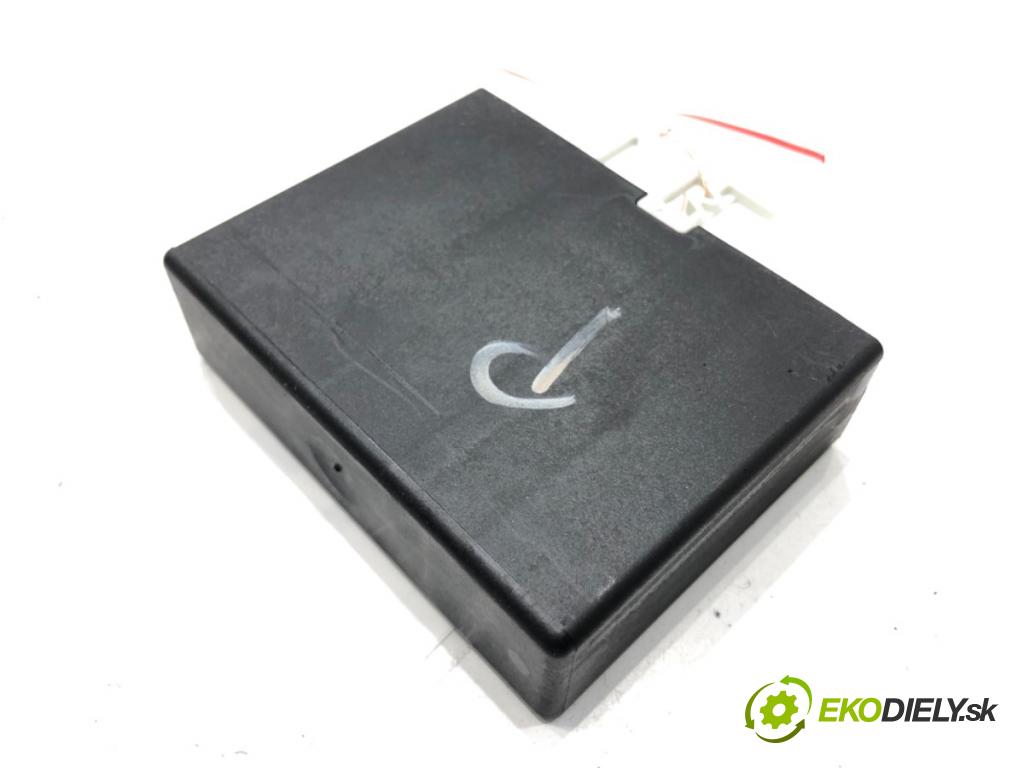 BMW 5 (G30, F90) 2016 - 2022    540 i xDrive 250 kW [340 KM] benzyna 2016 - 2020  Modul PDC 6997148 (Ostatné)