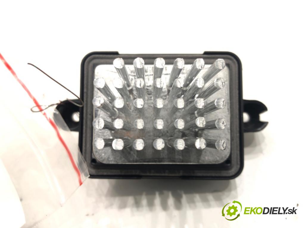 BMW 5 (G30, F90) 2016 - 2022    540 i xDrive 250 kW [340 KM] benzyna 2016 - 2020  odpor rezistor topení vzduchu 16471672 (Odpory topení)