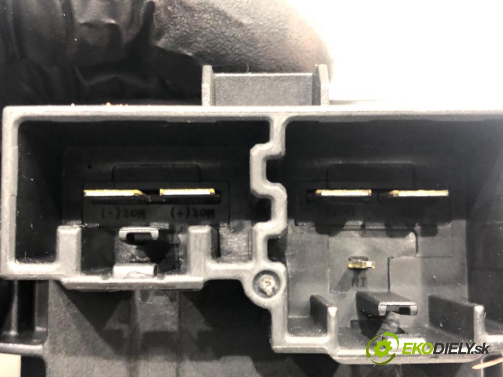 BMW 5 (G30, F90) 2016 - 2022    540 i xDrive 250 kW [340 KM] benzyna 2016 - 2020  odpor rezistor topení vzduchu 16471672 (Odpory topení)