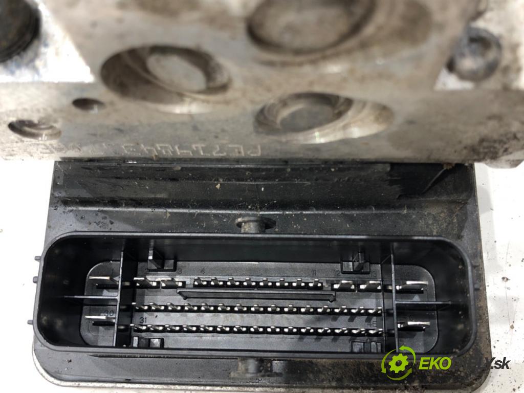 BMW 5 (G30, F90) 2016 - 2022    540 i xDrive 250 kW [340 KM] benzyna 2016 - 2020  Pumpa ABS 6889216 (Pumpy ABS)