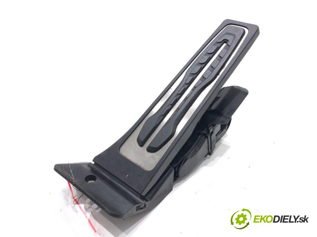 BMW 5 (G30, F90) 2016 - 2022    540 i xDrive 250 kW [340 KM] benzyna 2016 - 2020  Potenciometer plynu 6871053 (Pedále)