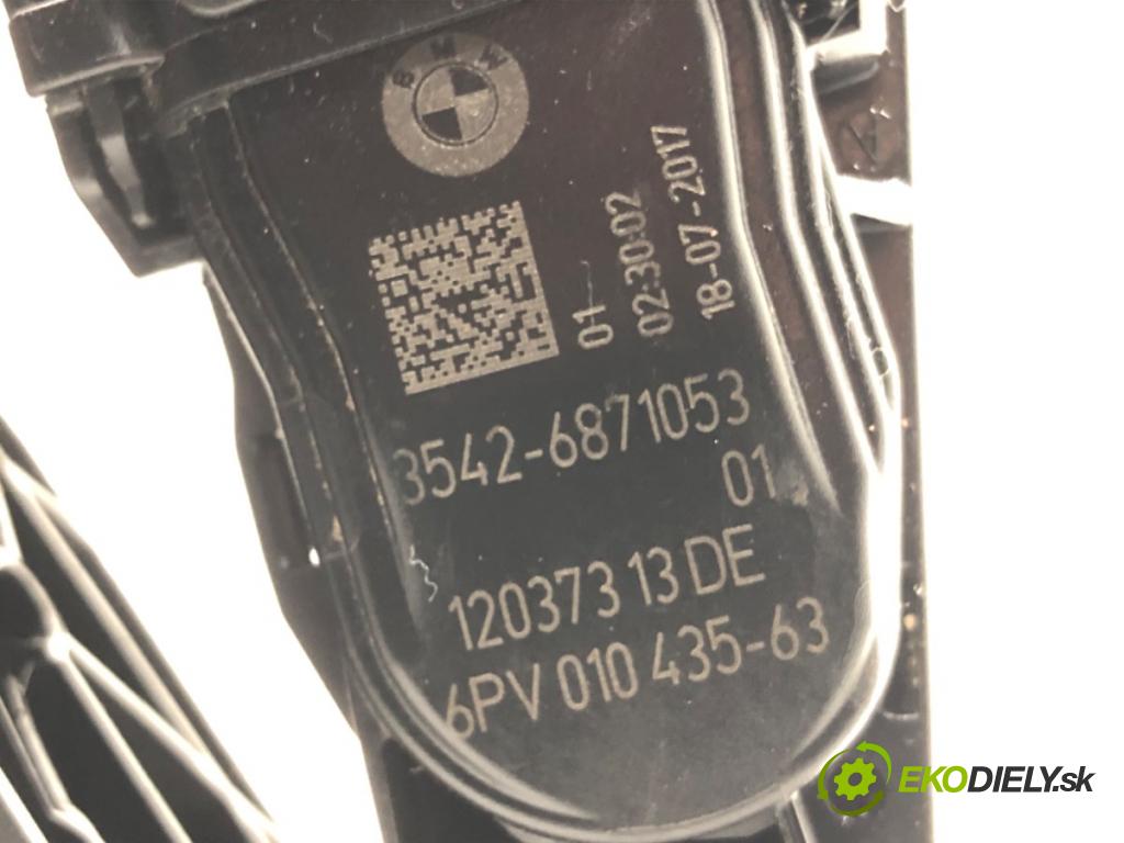 BMW 5 (G30, F90) 2016 - 2022    540 i xDrive 250 kW [340 KM] benzyna 2016 - 2020  Potenciometer plynu 6871053 (Pedále)