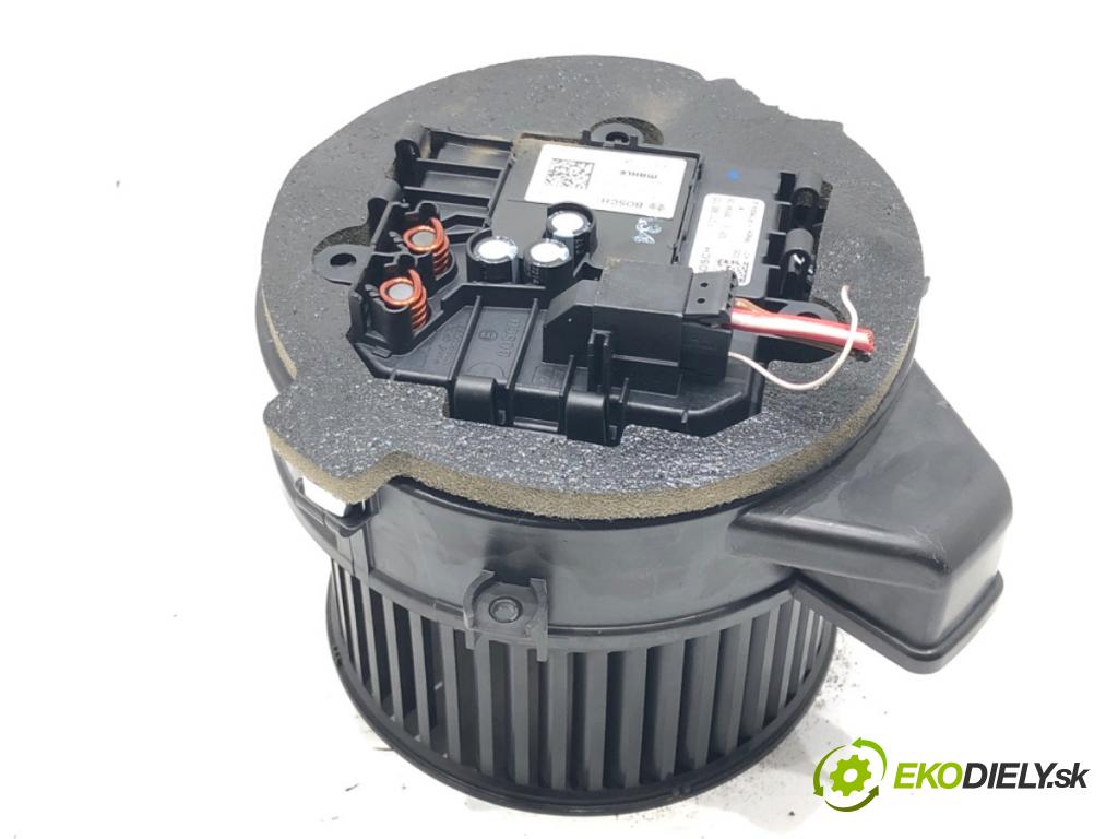 BMW 5 (G30, F90) 2016 - 2022    540 i xDrive 250 kW [340 KM] benzyna 2016 - 2020  ventilátor kúrenia 0130309508