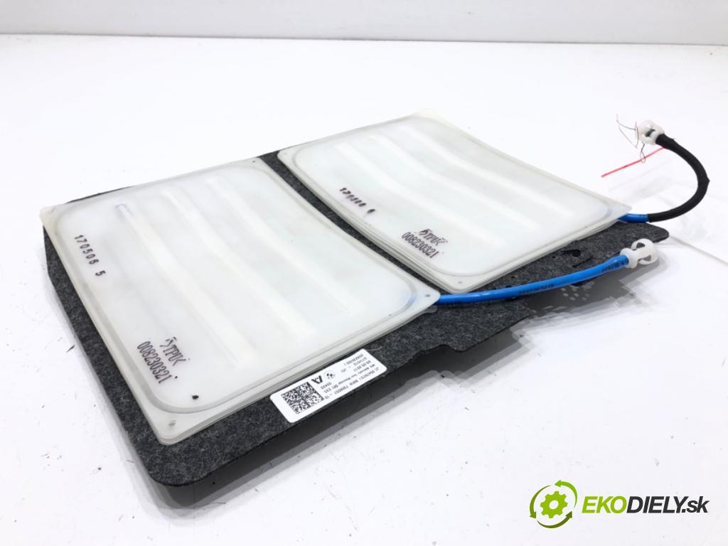 BMW 5 (G30, F90) 2016 - 2022    540 i xDrive 250 kW [340 KM] benzyna 2016 - 2020  AirBag SEDADLÁ: sedačky 7368557
