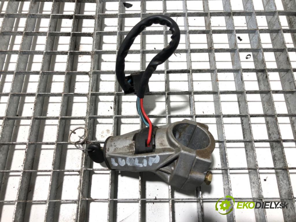 DAEWOO LUBLIN II Autobus 1997 - 2022    2.4 TD 64 kW [87 KM] olej napędowy 1997 - 1999  spinačka  (Spínacie skrinky a kľúče)