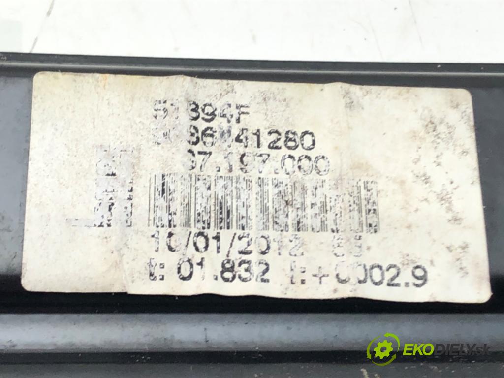 PEUGEOT 508 I (8D_) 2010 - 2018    1.6 HDi 82 kW [112 KM] olej napędowy 2010 - 2018  mechanismus okna pravý zadní část 9686441280