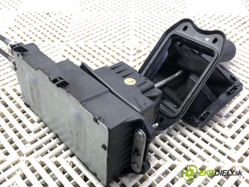 PEUGEOT 508 I (8D_) 2010 - 2018    1.6 HDi 82 kW [112 KM] olej napędowy 2010 - 2018  Kulisa 9614411E (Rýchlostné páky / kulisy)