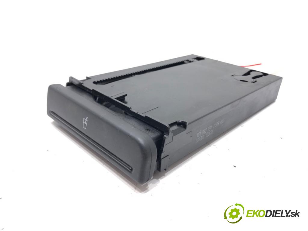 AUDI A4 B7 Avant (8ED) 2004 - 2008    2.0 TDI 103 kW [140 KM] olej napędowy 2004 - 2008  Držiak na nápoje  (Úchyty, držiaky na nápoje)