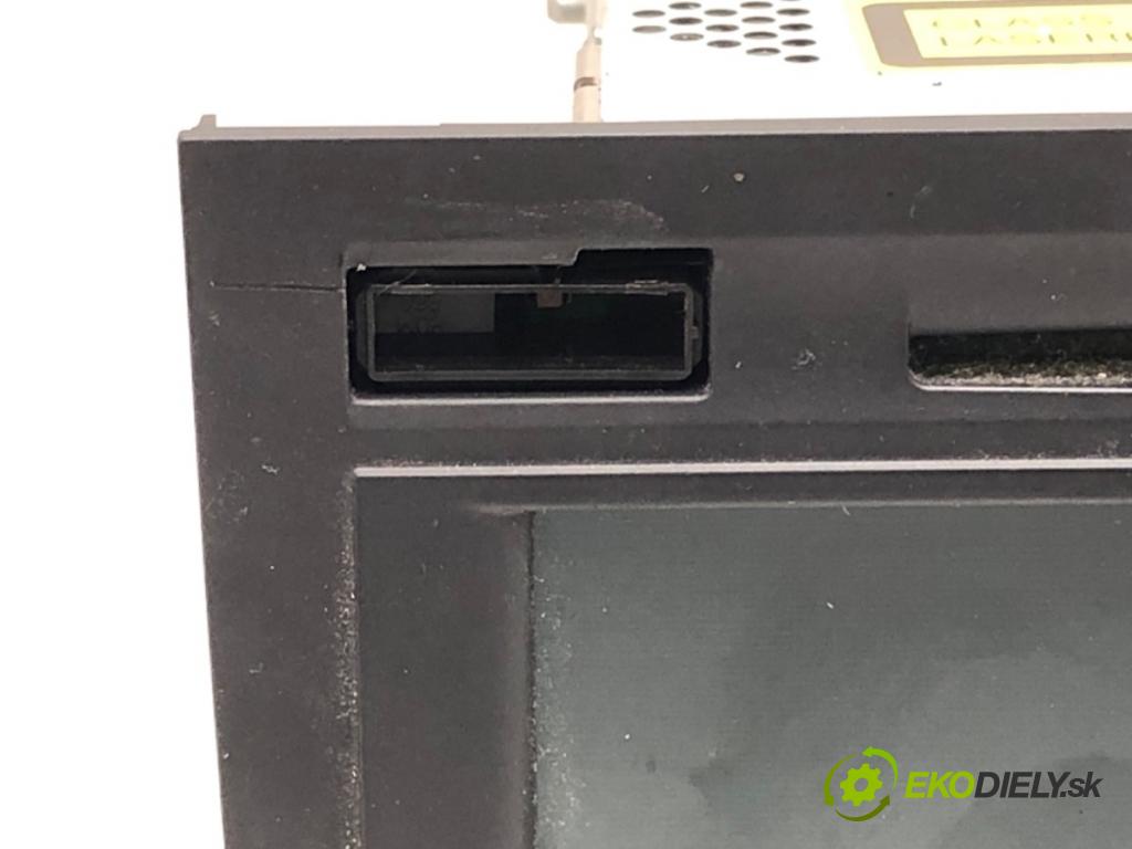 AUDI A4 B7 Avant (8ED) 2004 - 2008    2.0 TDI 103 kW [140 KM] olej napędowy 2004 - 2008  RADIO Navigácia 8E0035192G (Audio zariadenia)