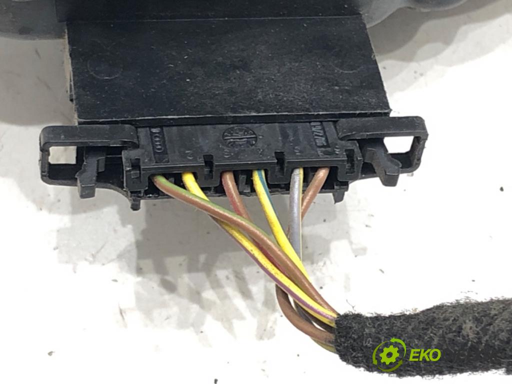 AUDI A4 B7 Avant (8ED) 2004 - 2008    2.0 TDI 103 kW [140 KM] olej napędowy 2004 - 2008  Potenciometer plynu 8E1721523C (Pedále)