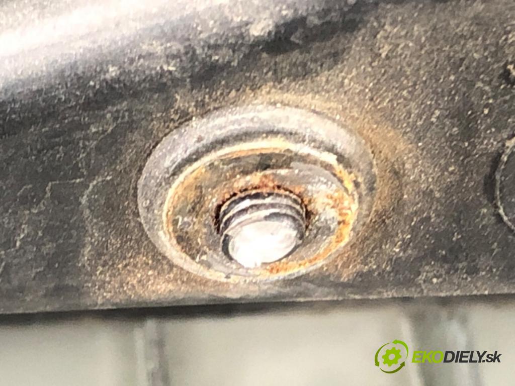 AUDI A4 B7 Avant (8ED) 2004 - 2008    2.0 TDI 103 kW [140 KM] olej napędowy 2004 - 2008  držák přední část  (Výztuhy přední)